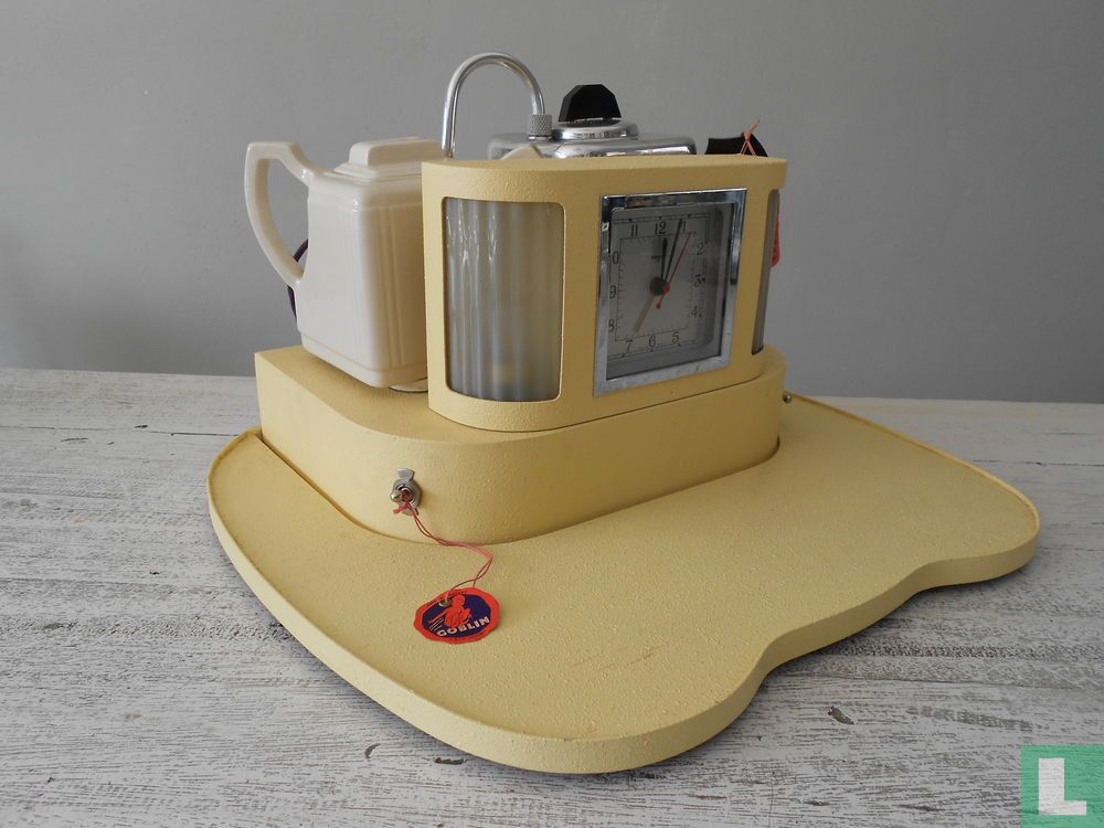 Goblin Teasmade D21 with tray