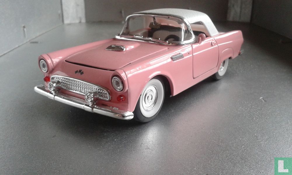 Ford Thunderbird
