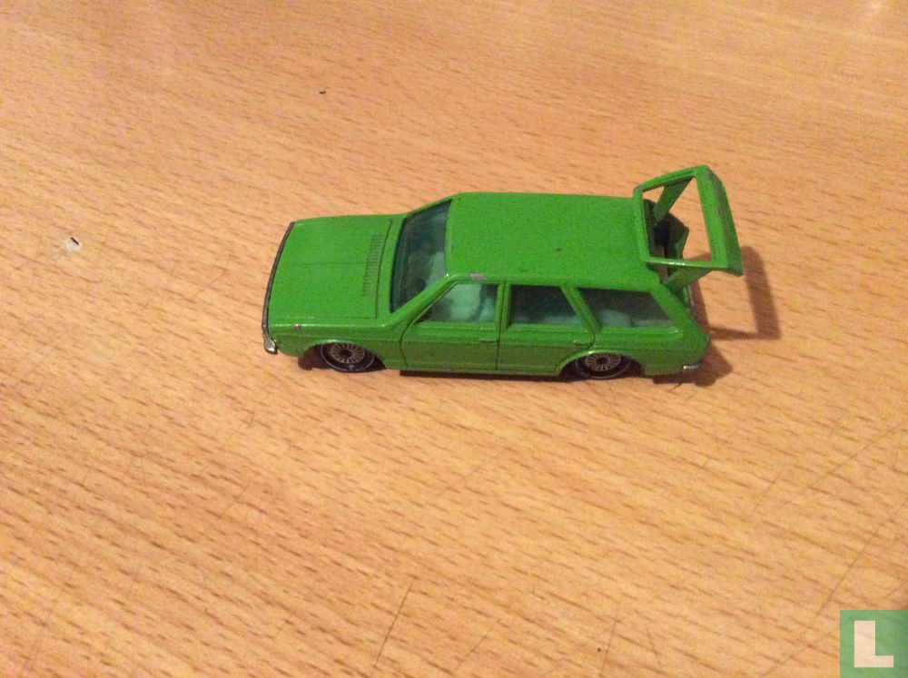 VW Passat Variant