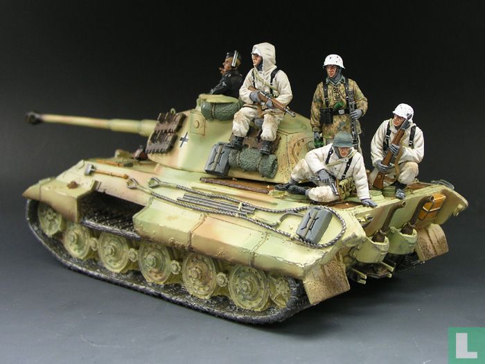Winter Tank Riders