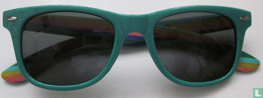 Lunettes de soleil pull vert