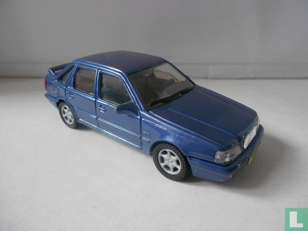 Volvo 440 Turbo