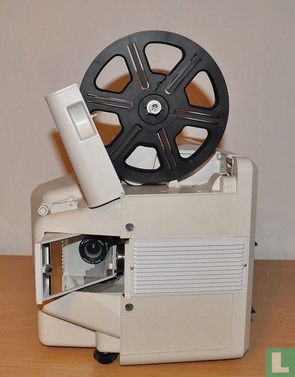R2000 projector