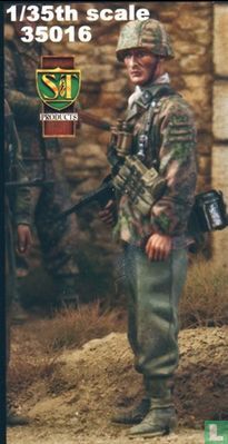 Waffen SS Schultz w / MP40