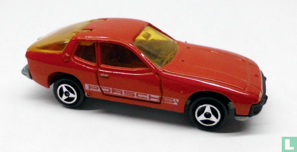 Porsche 924