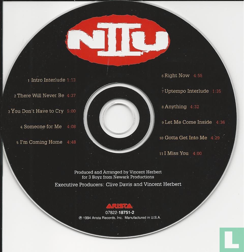 N II U