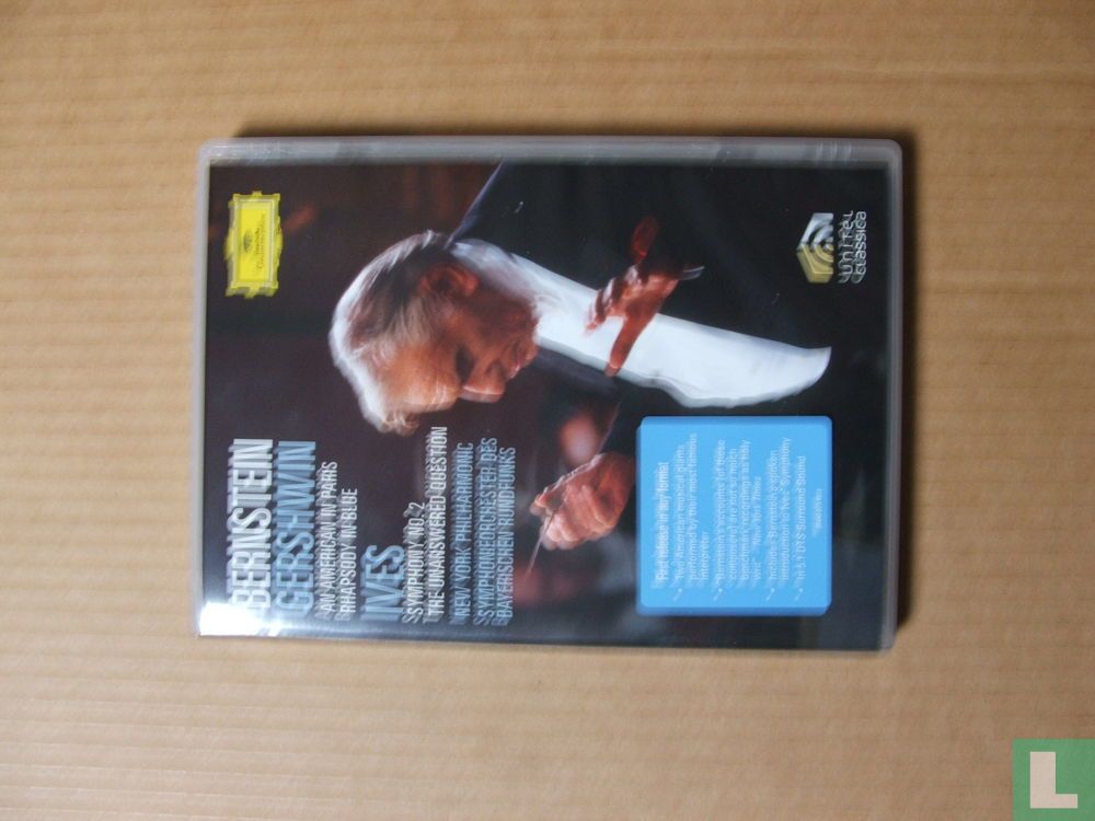 Bernstein plays Gerswin & Ives