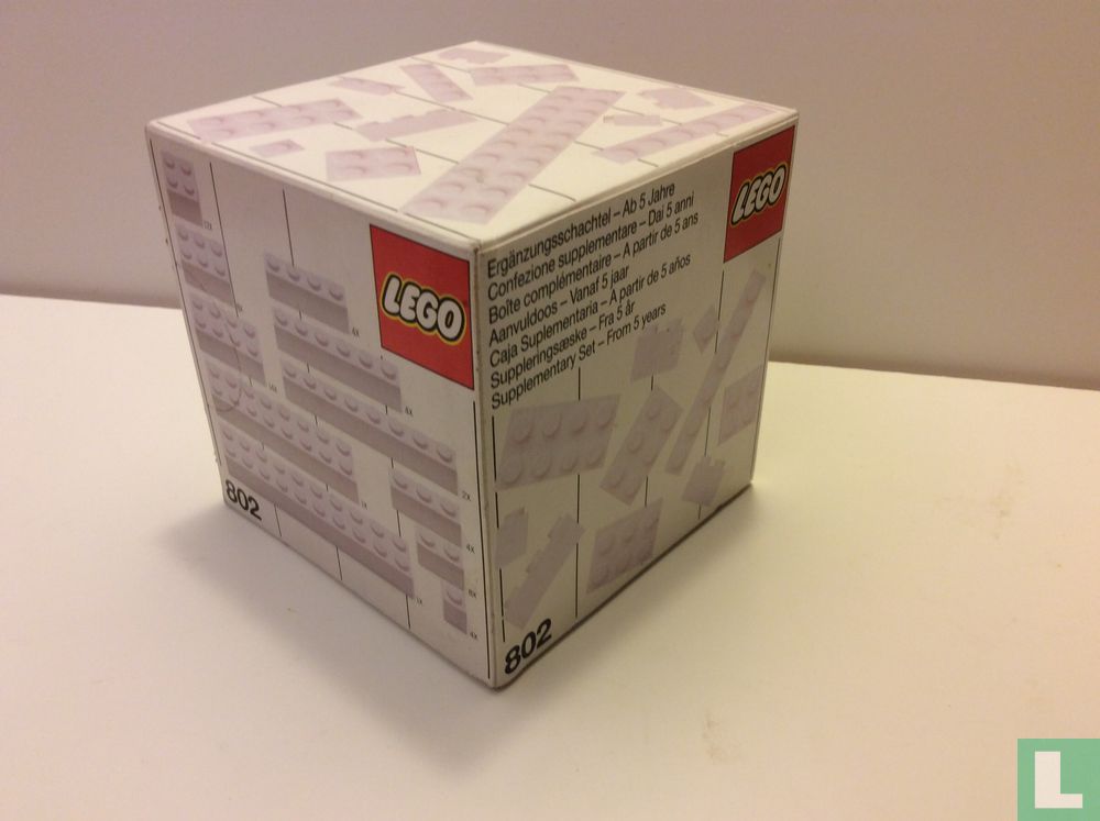Lego 802-2 Extra Bricks White
