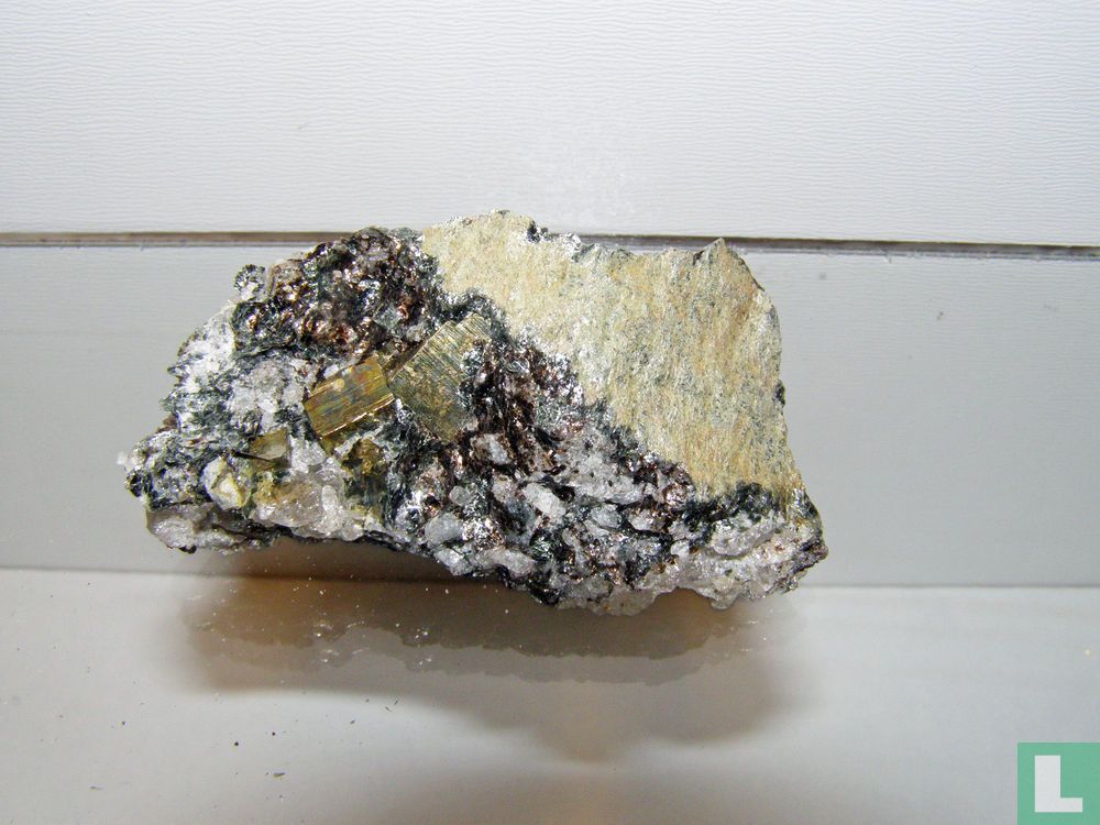 Pyriet kubisch
