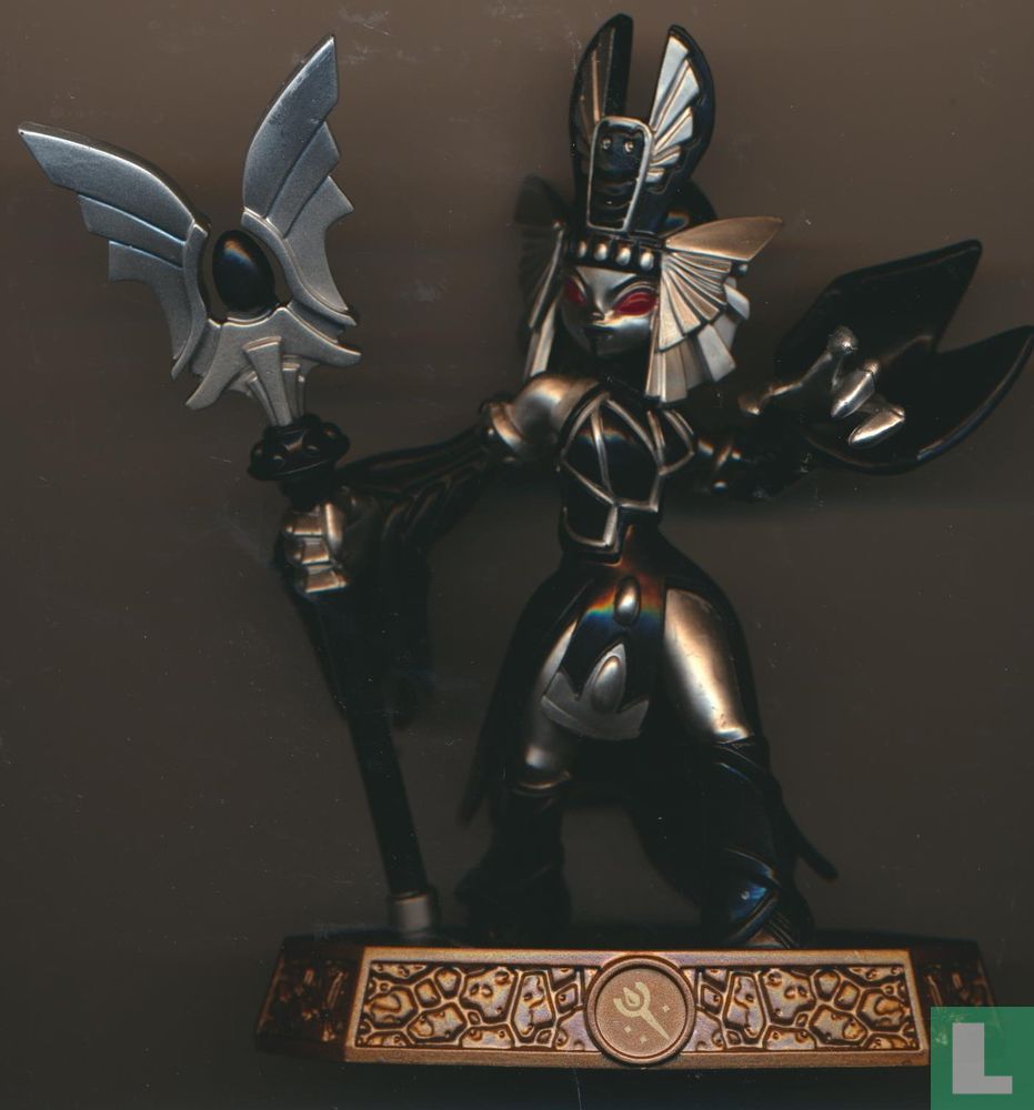 Dark Golden Queen