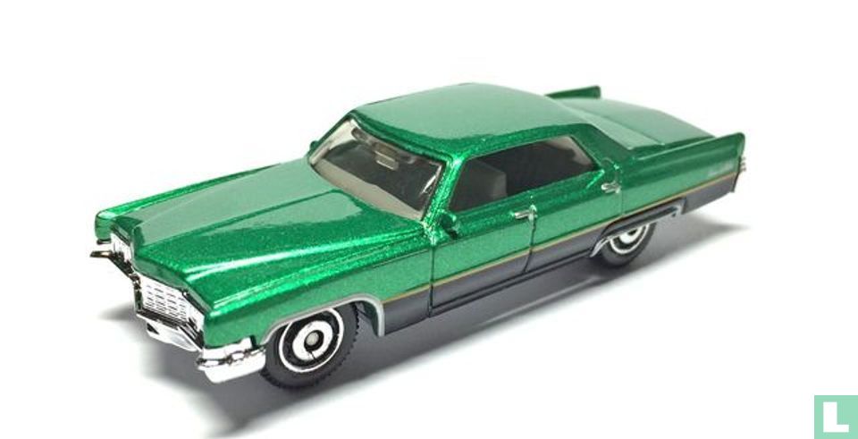 Cadillac Sedan DeVille