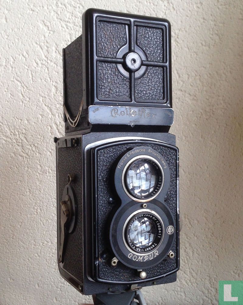 Rolleiflex standard 3.5 (622) (1937) - Franke & Heidecke - LastDodo