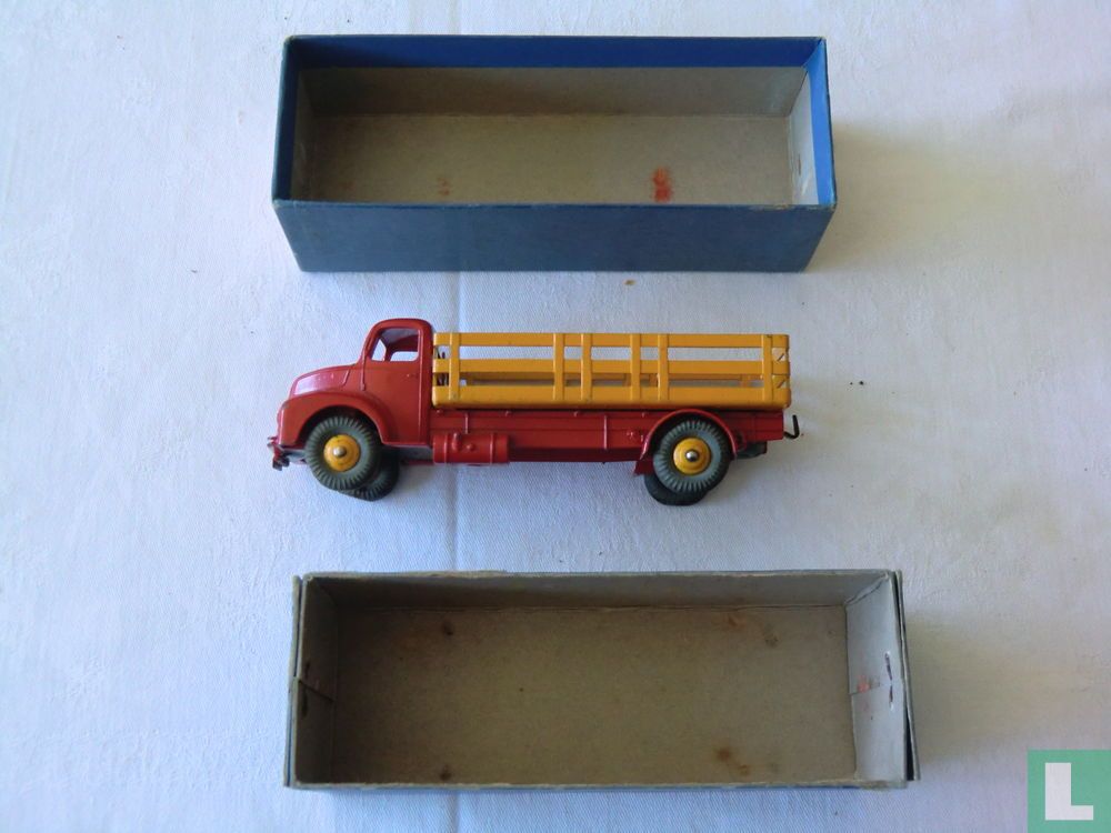 Leyland Comet Lorry