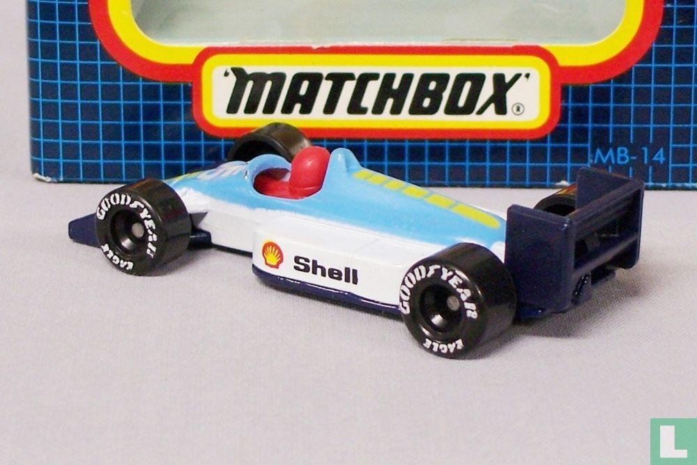 Grand Prix Racing Car #15 'Shell' MB74 (1988) - Matchbox - LastDodo