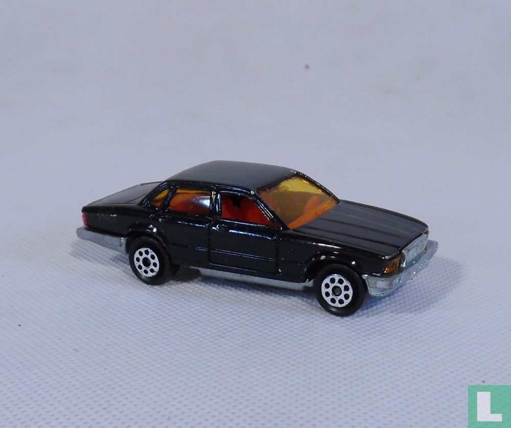 Jaguar XJ6