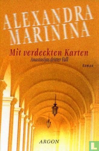 Mit derdeckten Karten
