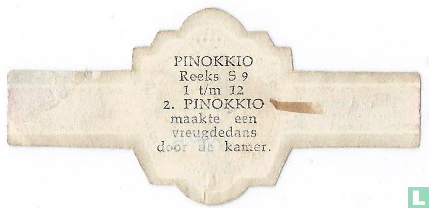 Pinocchio hat eine Freude Tanz quer durch den Raum