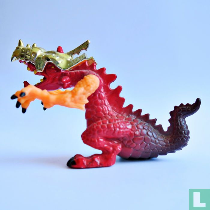 helmeted dragon
