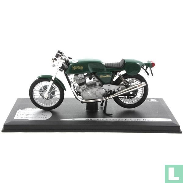 Norton Commando Cafe Racer