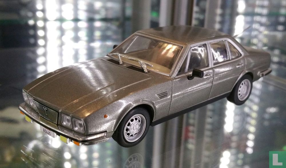 De Tomaso Deauville