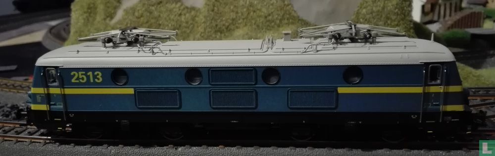 E-loc NMBS reeks 25