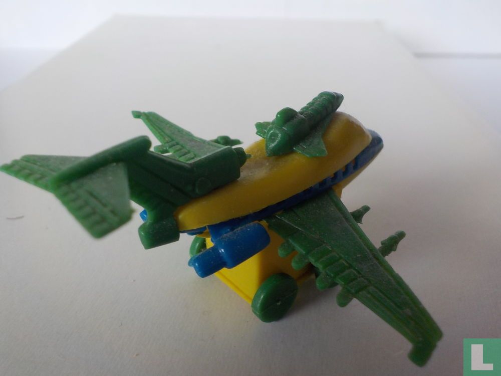 Boeing 748  