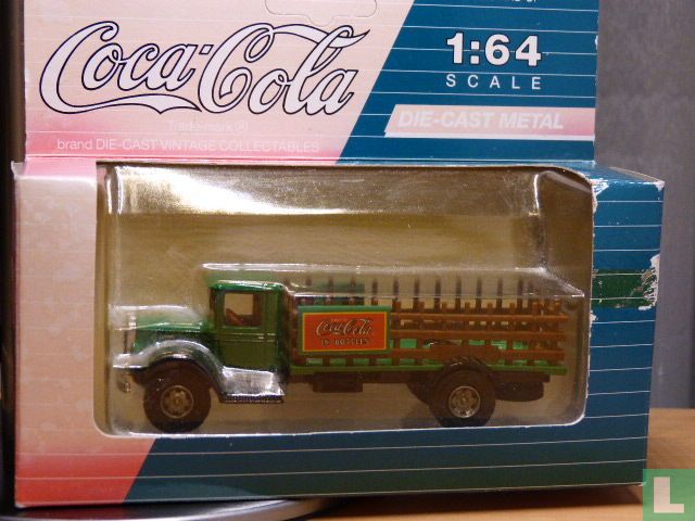 Mack BM 'Coca-Cola'