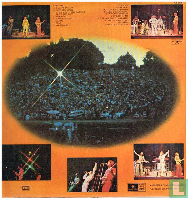 Hollies Live