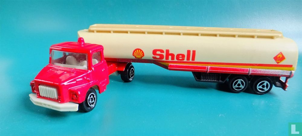 Scania 140 'Shell' 