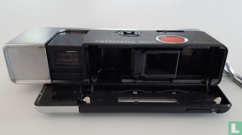 Agfa Agfamatic 3000 sensor Pocket (1974) - Agfa - LastDodo