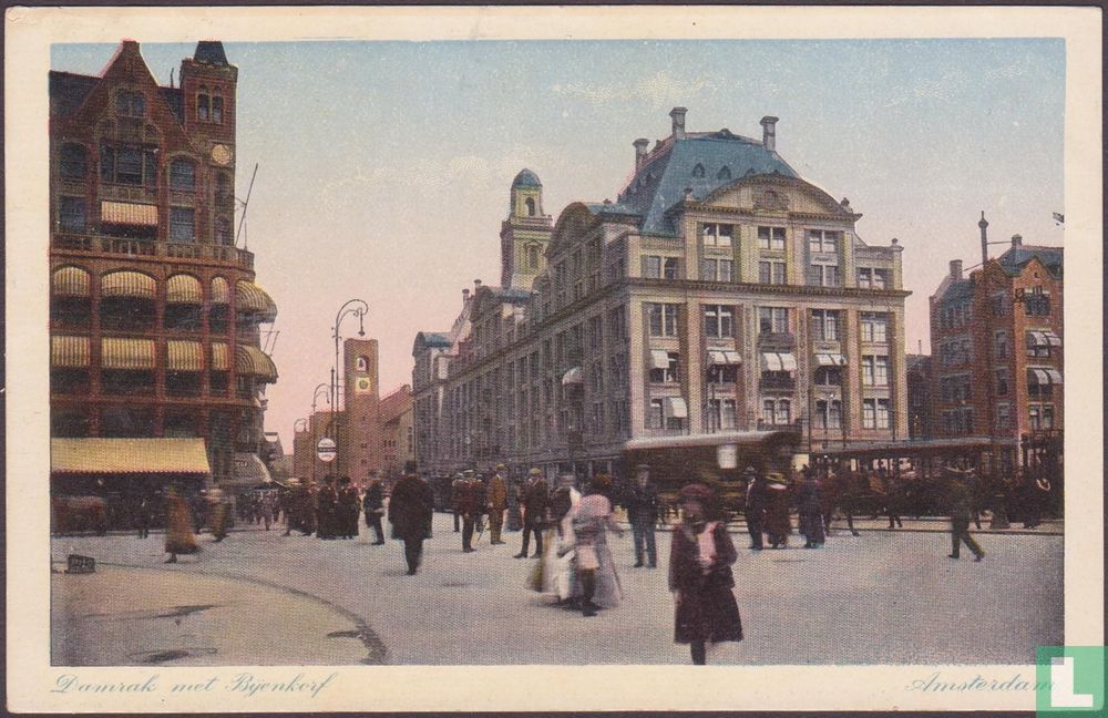 Damrak met Bijenkorf Amsterdam 19 (1917) - Amsterdam - LastDodo
