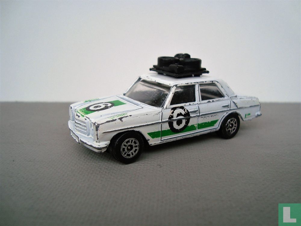 Mercedes 240D Service Car J-14 - Corgi - LastDodo