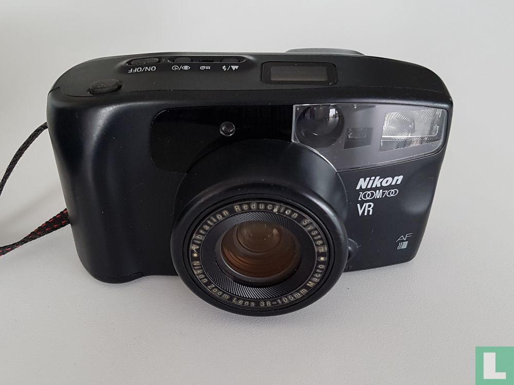 ZOOM 700VR (1994) - Nikon - LastDodo