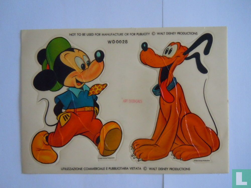 Mickey Mouse & Pluto