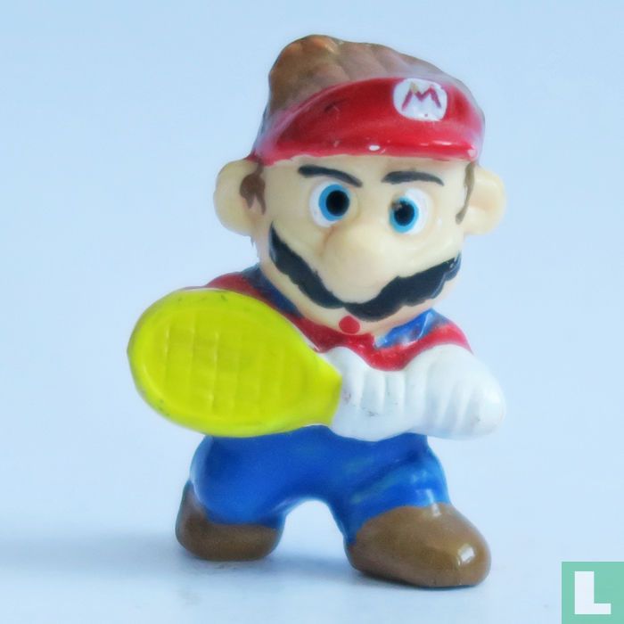 Mario with tennis racket