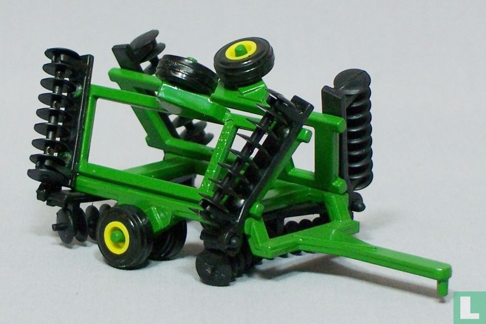John Deere Wing Disc