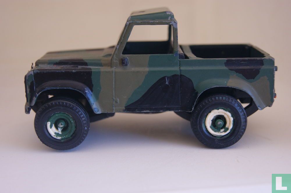 Land Rover Camouflaged