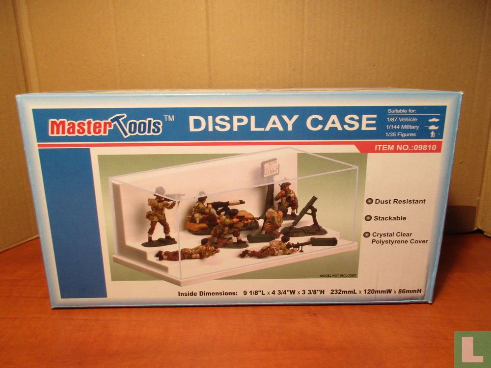 DISPLAY CASE