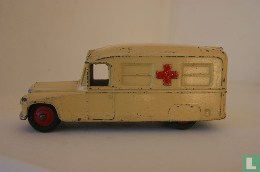 Daimler Ambulance