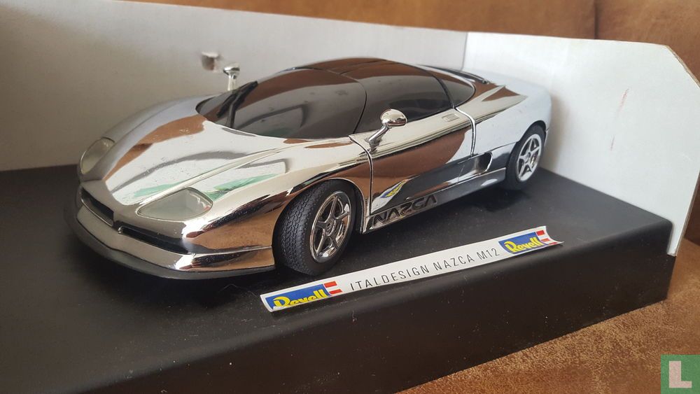 Nazca M12 (Chroom)