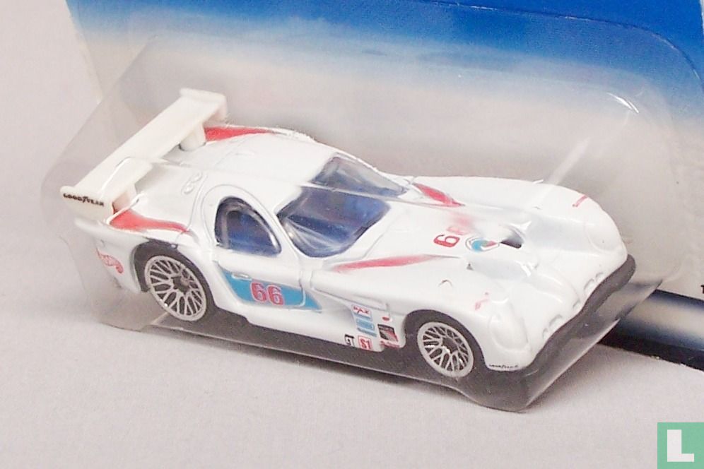 Panoz GTR-1