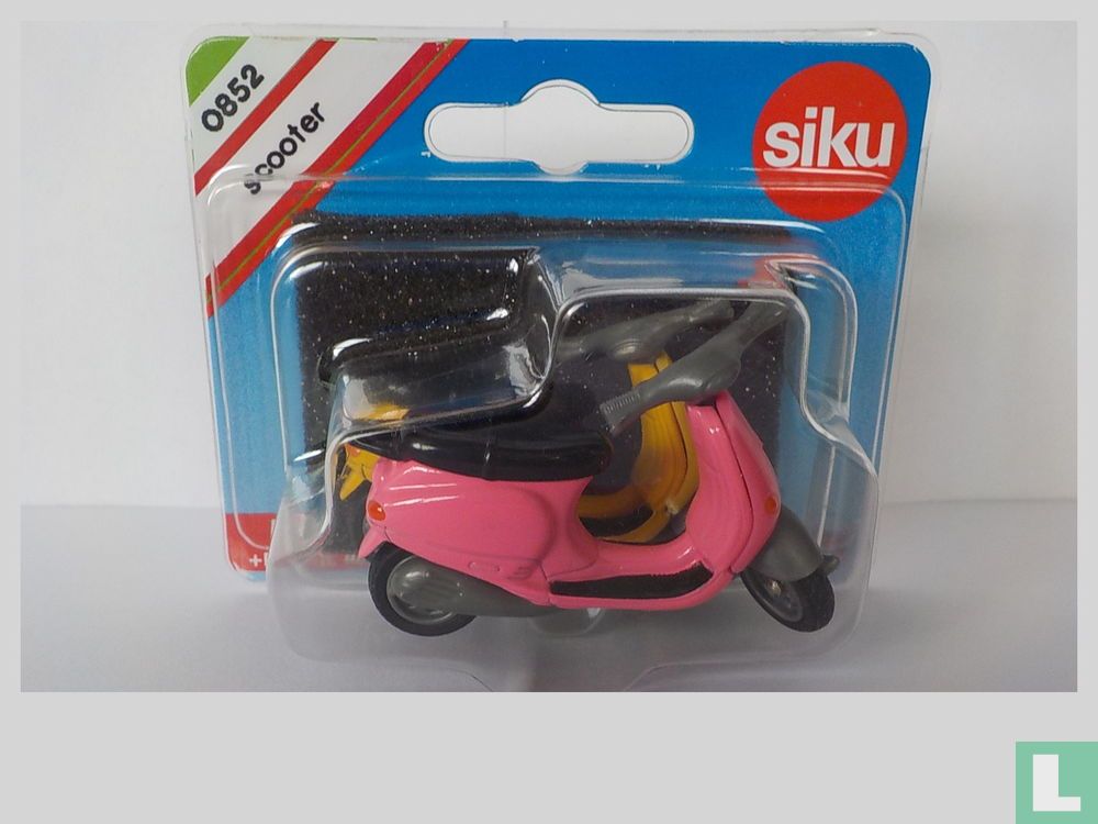 Vespa Scooter