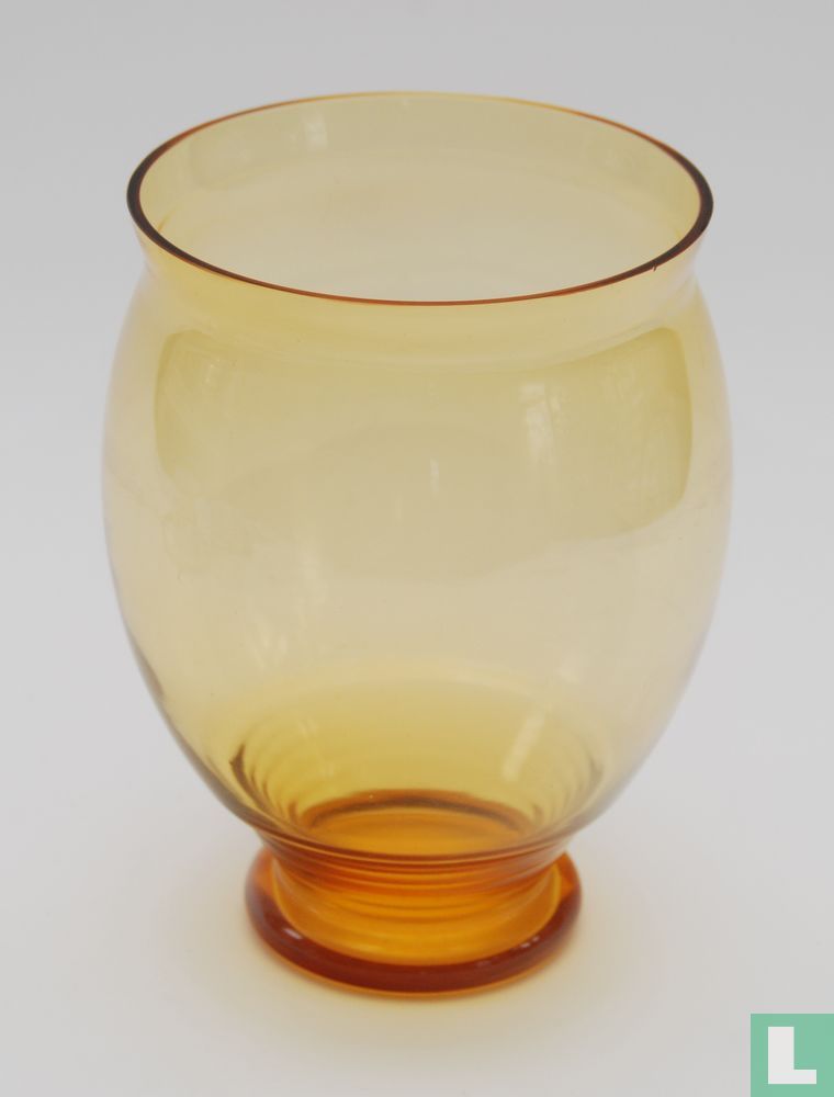 Rob Vase amber