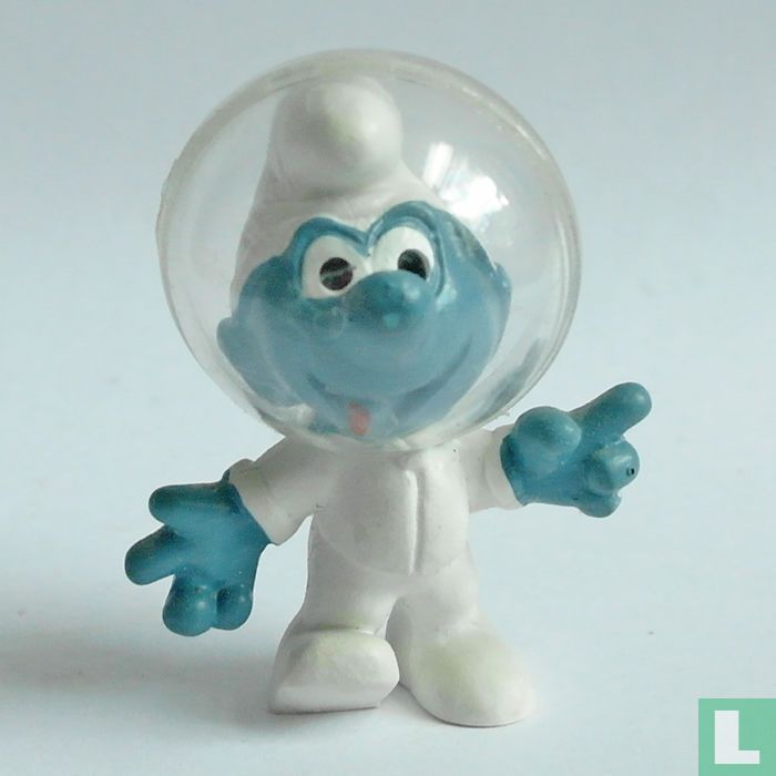 Astronaut Smurf    