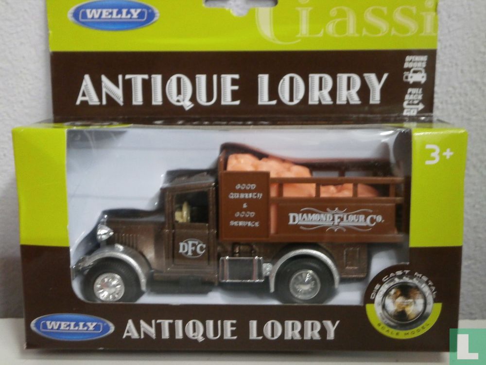 Antique Lorry 'DFC'
