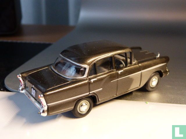 Vauxhall Victor