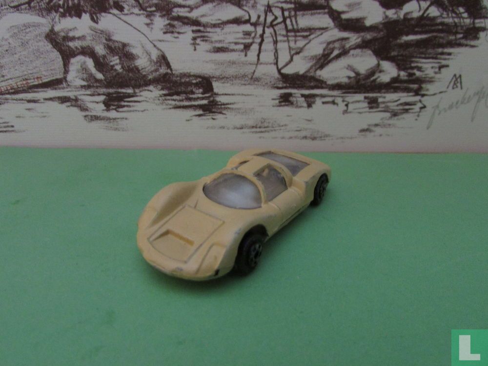 Porsche 910