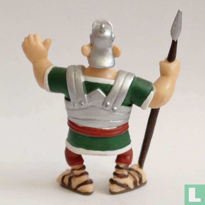 Légionnaire debout