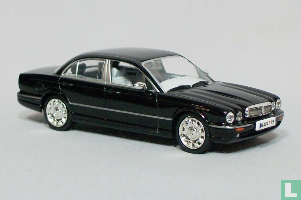 Daimler Super Eight