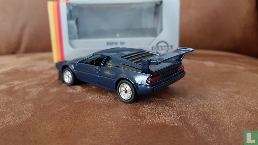 BMW M1